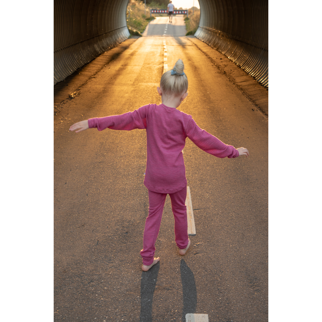 Pige med Joha Uld bluse pink