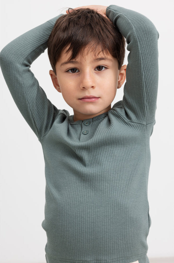 Dreng med MarMar modal tee LS dusty green