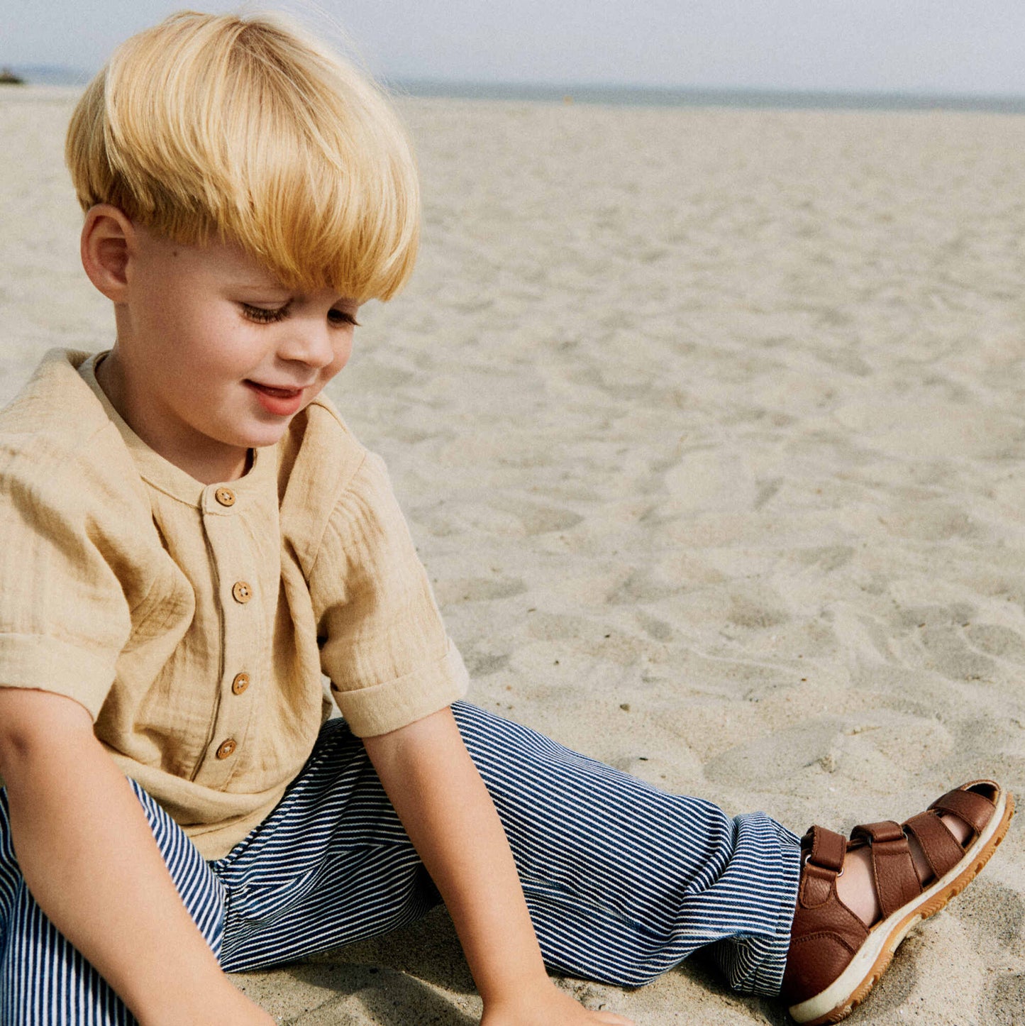 Dreng med Wheat Svend S/S shirt soft sand