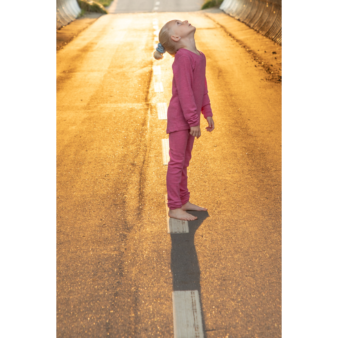 Pige med Joha Uld bluse pink
