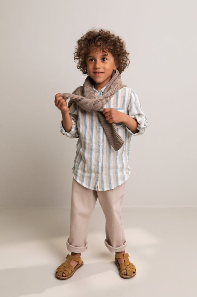 Dreng med MarMar Tommy skjorte dusty blue stripe