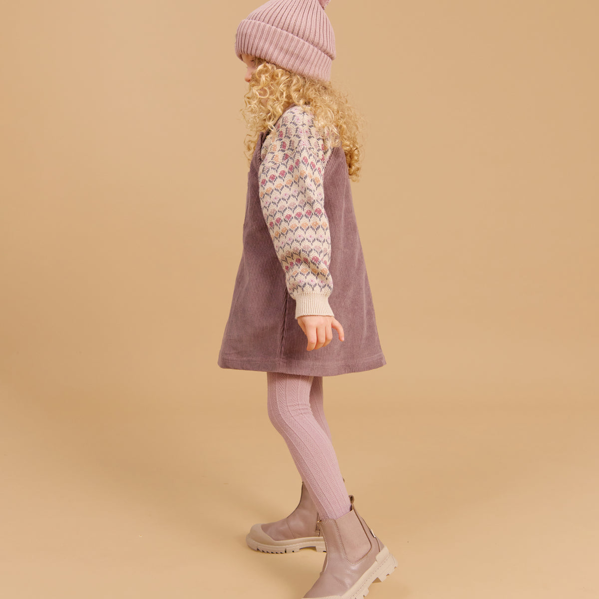 Pige med Wheat Caroline pinafore kjole plum truffle