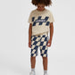 Dreng med Hummel Pets shorts wood ash