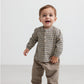 Dreng med MarMar Totoro skjorte pilot navy check