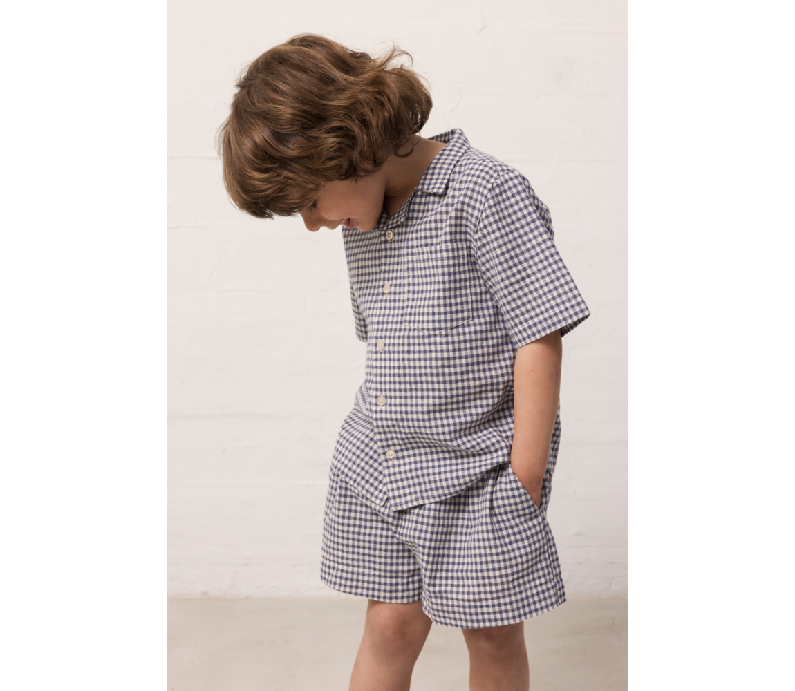 Dreng med MarMar Tage skjorte marine check