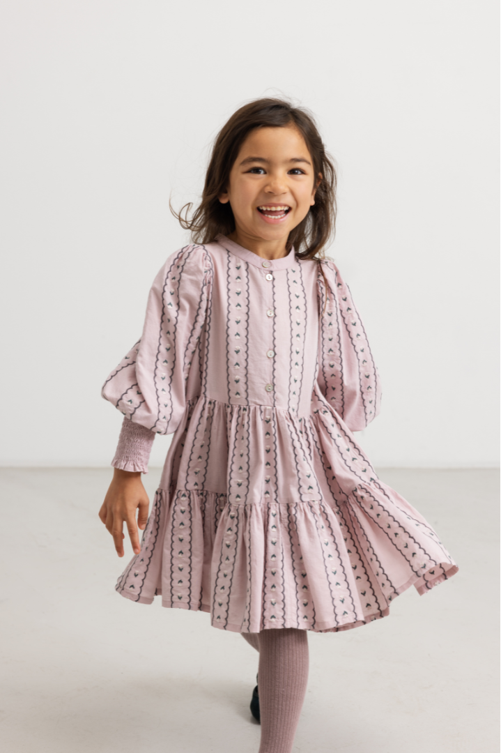 Pige med MarMar Dela kjole dusty purple bloom
