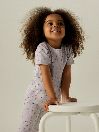 Pige med Name It Hofie t-shirt SS misty lilac