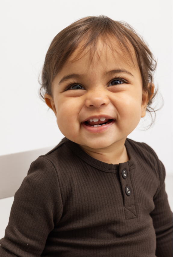 Dreng med MarMar Modal tee LS dark roast