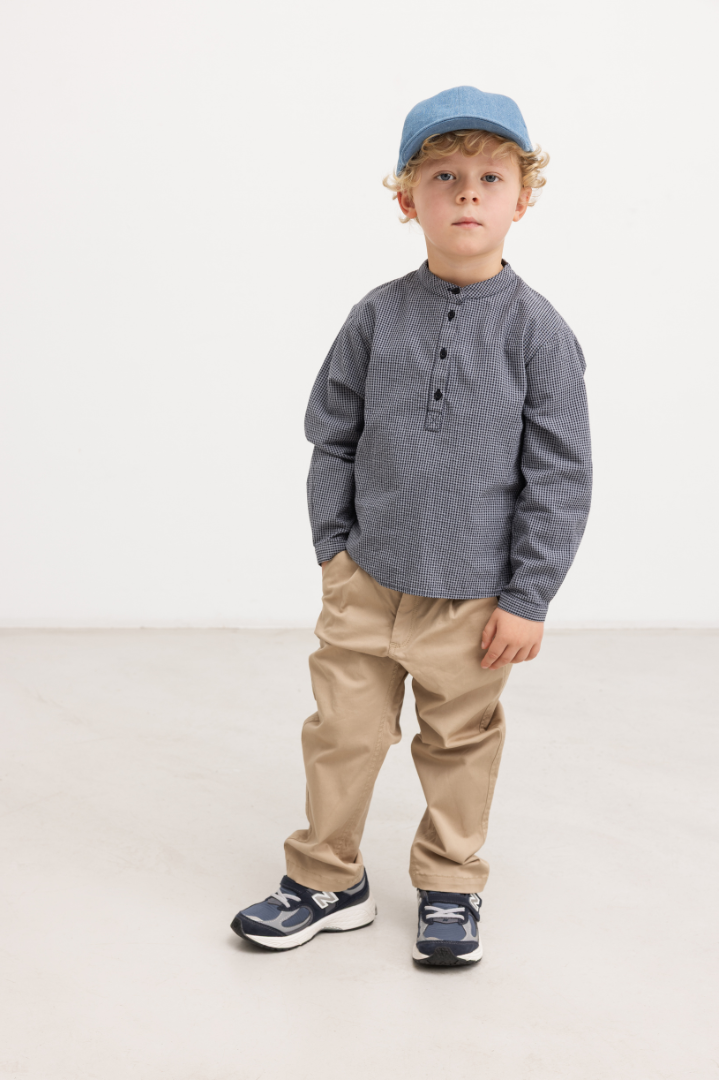 Dreng med MarMar Tokyo skjorte pigeon blue check